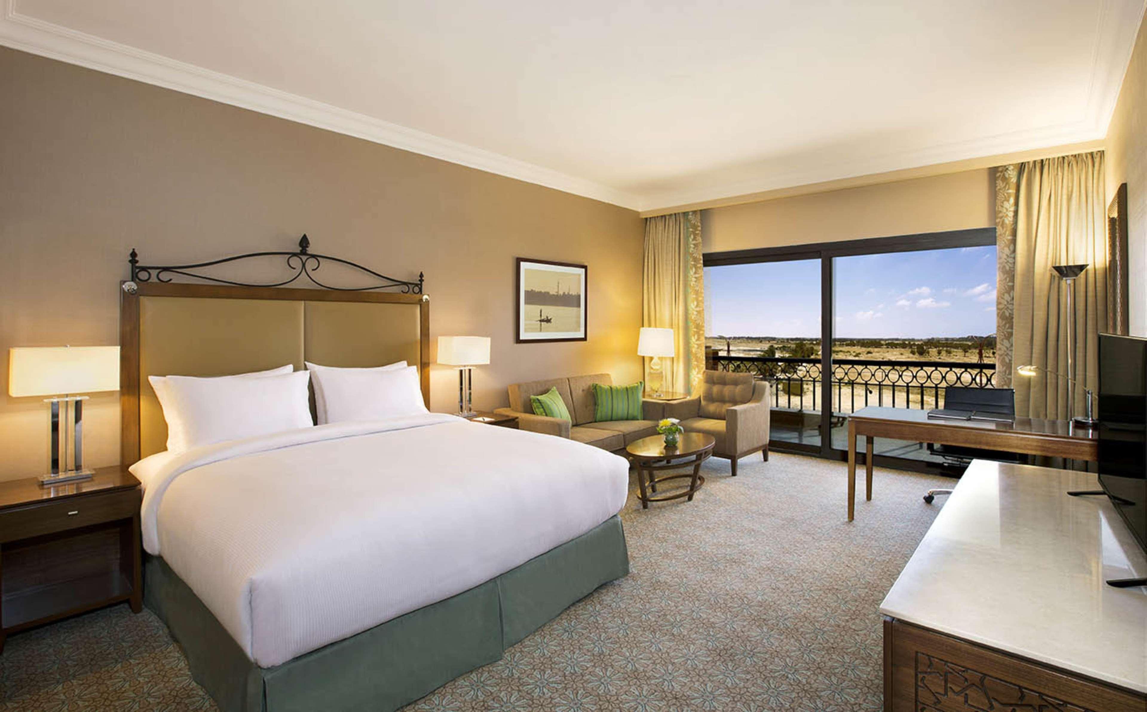 Hilton Alexandria King'S Ranch Hotel King Mariout Exterior foto